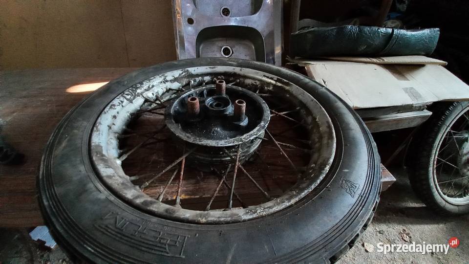 Jawa koło 16 tyl Pozostałe Wawelno