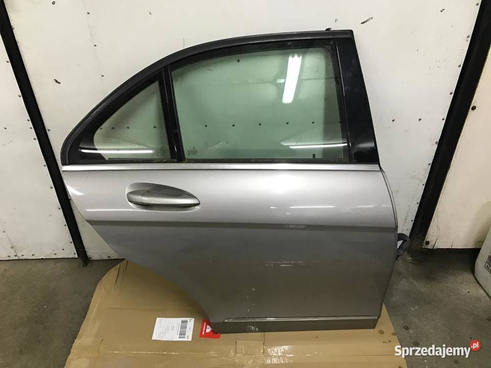Drzwi prawe lewe przód I tył Mercedes W204 Rąty sprzedam