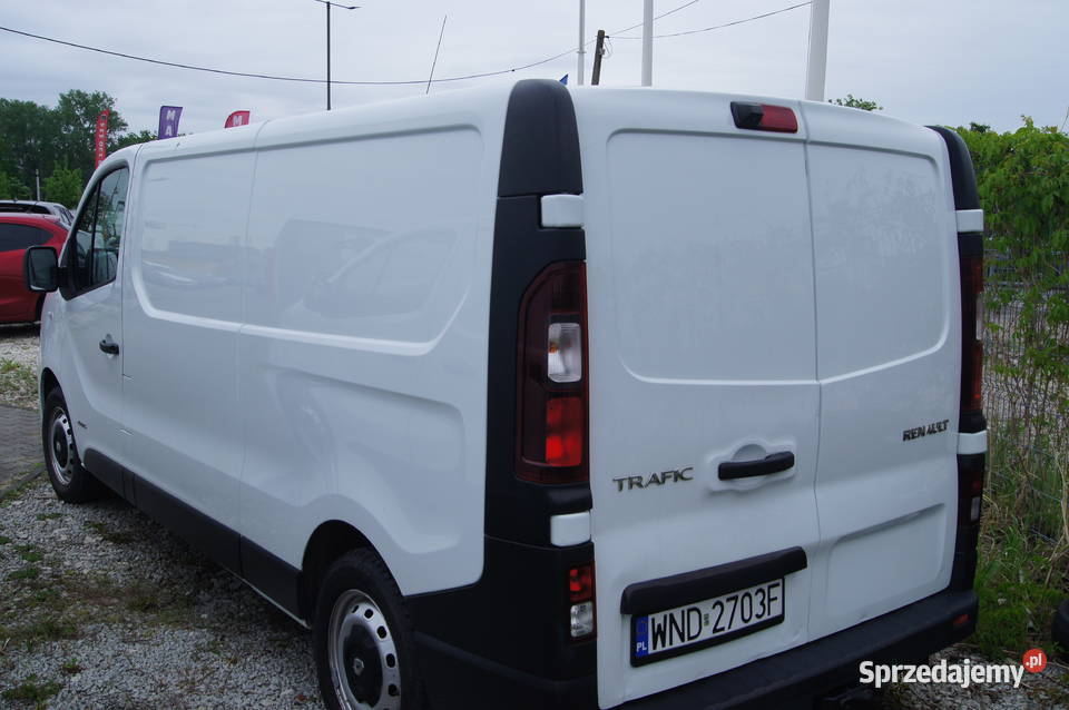2 SZTUKI ŁADNE NIE ZMĘCZONE 1600cm3