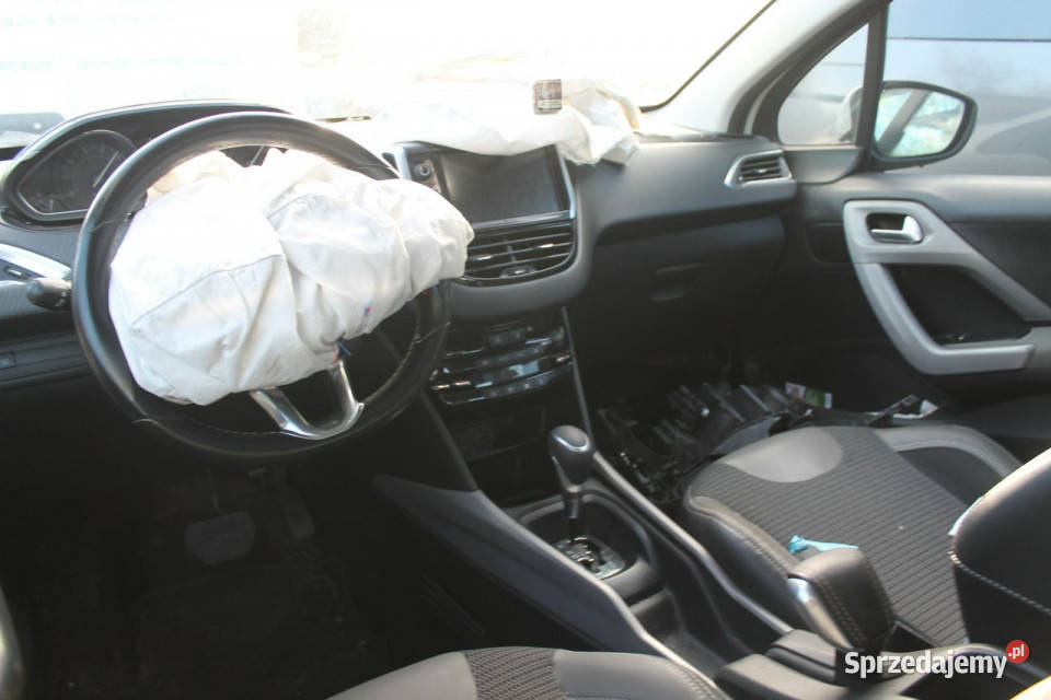 Peugeot 2008 I 20132019 uszkodzony