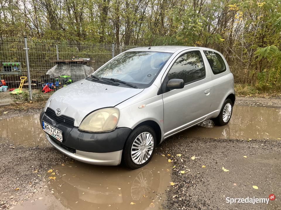 Toyota Yaris 10 benzyna 2002 sprzedam