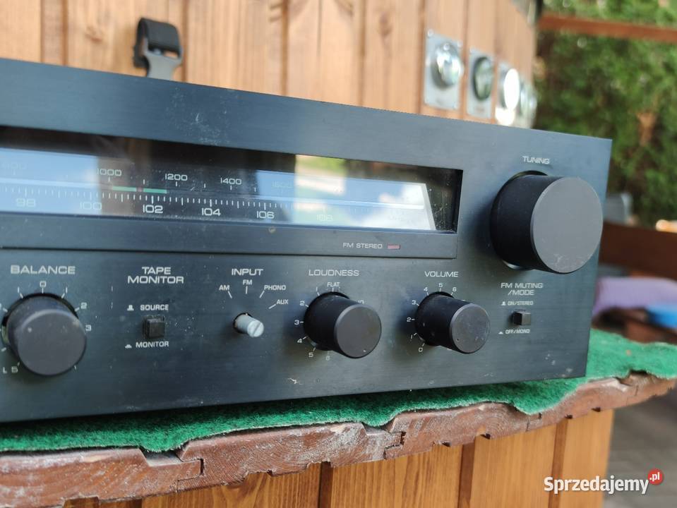 Yamaha R300 amplituner stereo vintage 1983r Świdwin