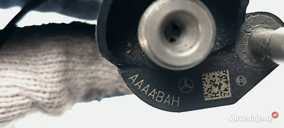 WTRYSKIWACZ MERCDESBENZ W212 E350 A6420701187