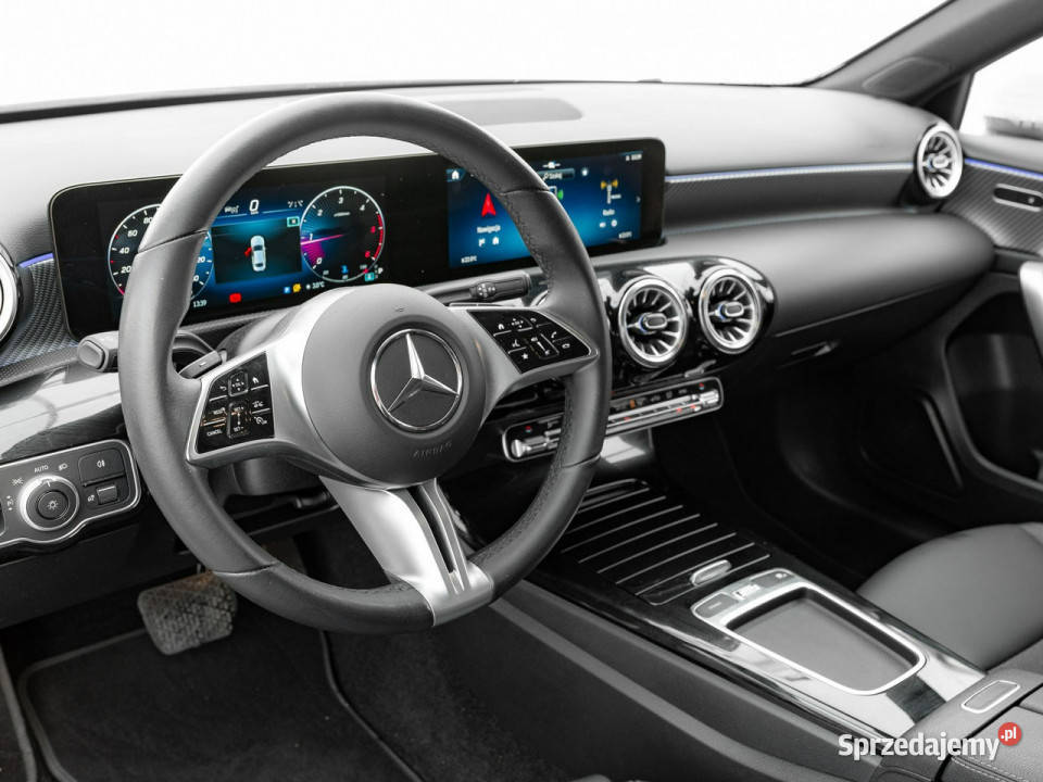 Mercedes A 200 GD8K616200 d Progressive 8GDCT światła LED Gdańsk sprzedam