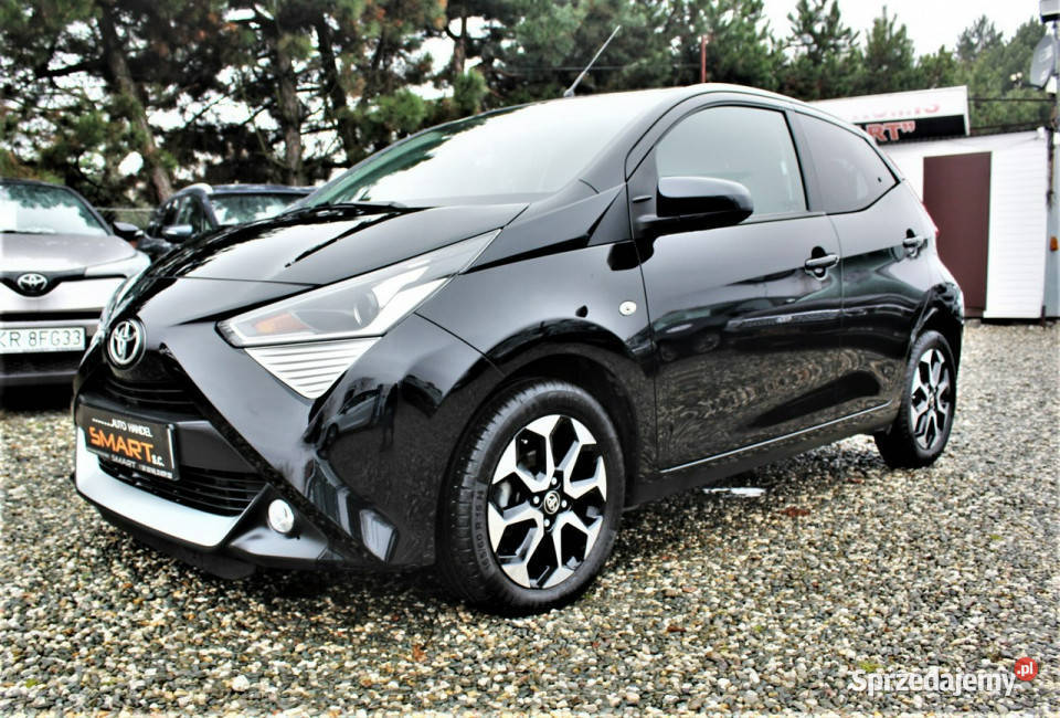Toyota Aygo Ledy Kamera Android Auto Salon aluminiowe felgi