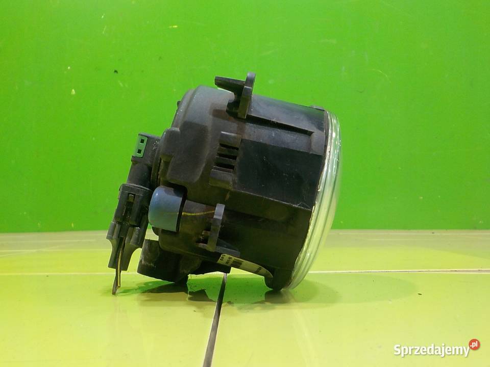 LAND ROVER FREELANDER II 22 TD4 07r halogen lewy Lampy przeciwmgielne Suków