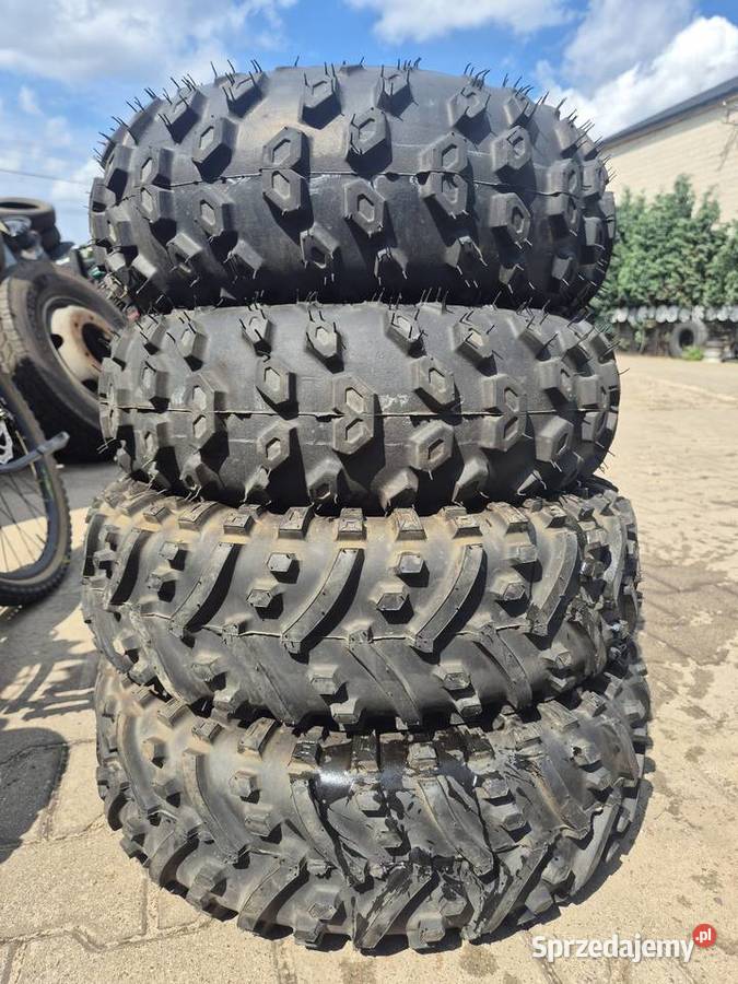 Komplet opon do quada traktorka Goodyear CST