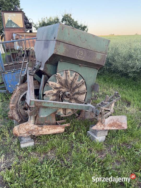 Sadzarka czeska do ziemniaków Zbrachlin