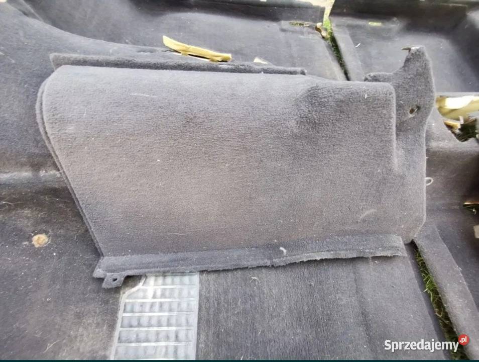 Tapicerka boczek bagażnika BMW E39 kombi Żory