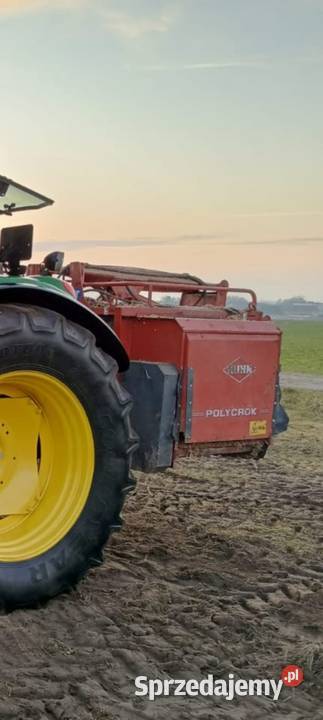 Paszowóz Kuhn Polyrock 2050 wycinak do kukurydzy