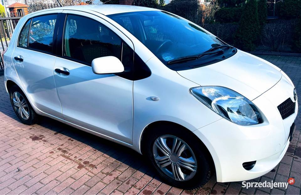 Ładna zadbana 13 z klimatyzacja Hatchback Wiskitki sprzedam