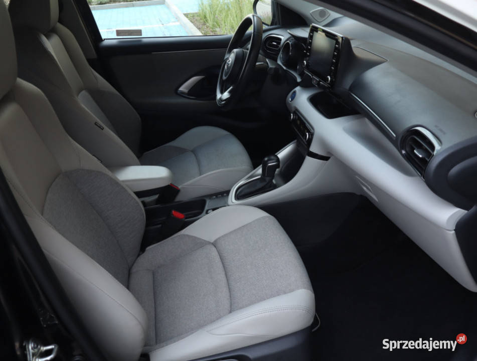 Toyota Yaris 15 VVTi Hybrid łódzkie Łódź sprzedam