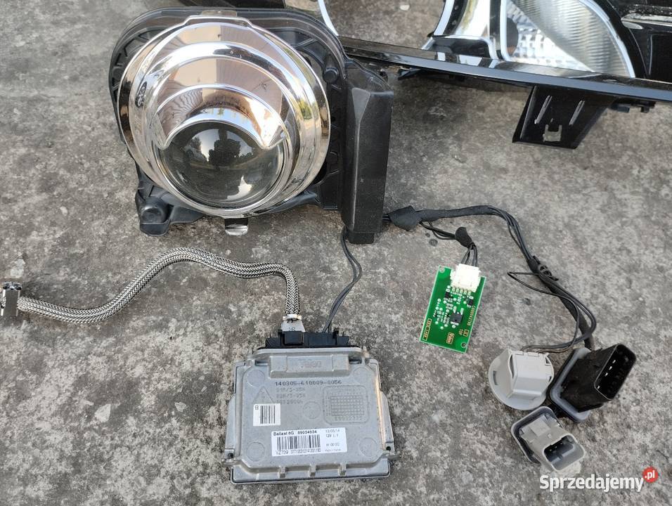 Wkład lampy bixenon skrętny Renault scenic Koło sprzedam