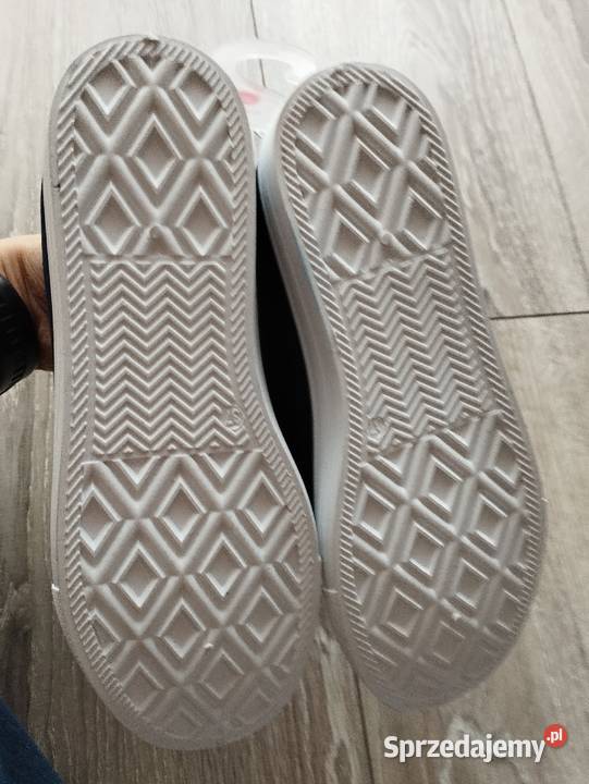 trampki tenisówki sneakersy chłopięce nowe wielkopolskie Poznań