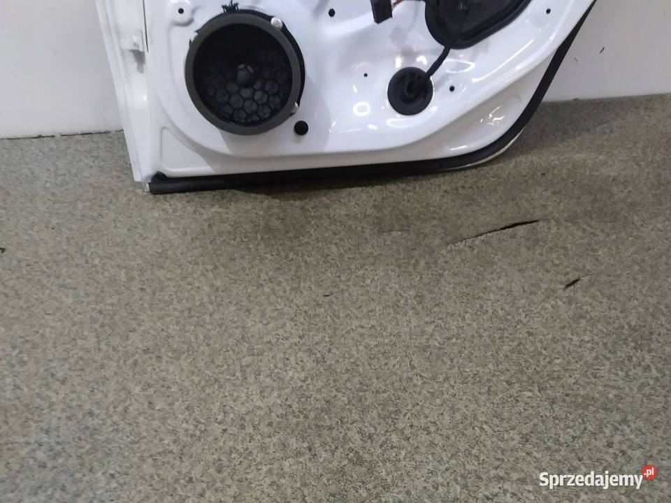 DRZWI PRAWE TYŁ BIAŁE Skoda Scala I 2019 Drzwi