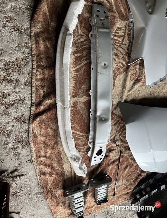 Części toyota yaris III lift Karoseria Chodów