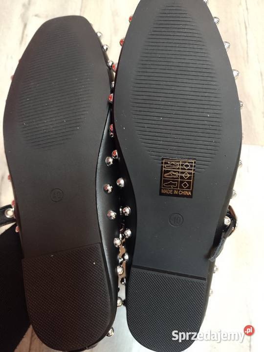 3940 Czarne bogato zdobione baleriny wieczorowe Kraków