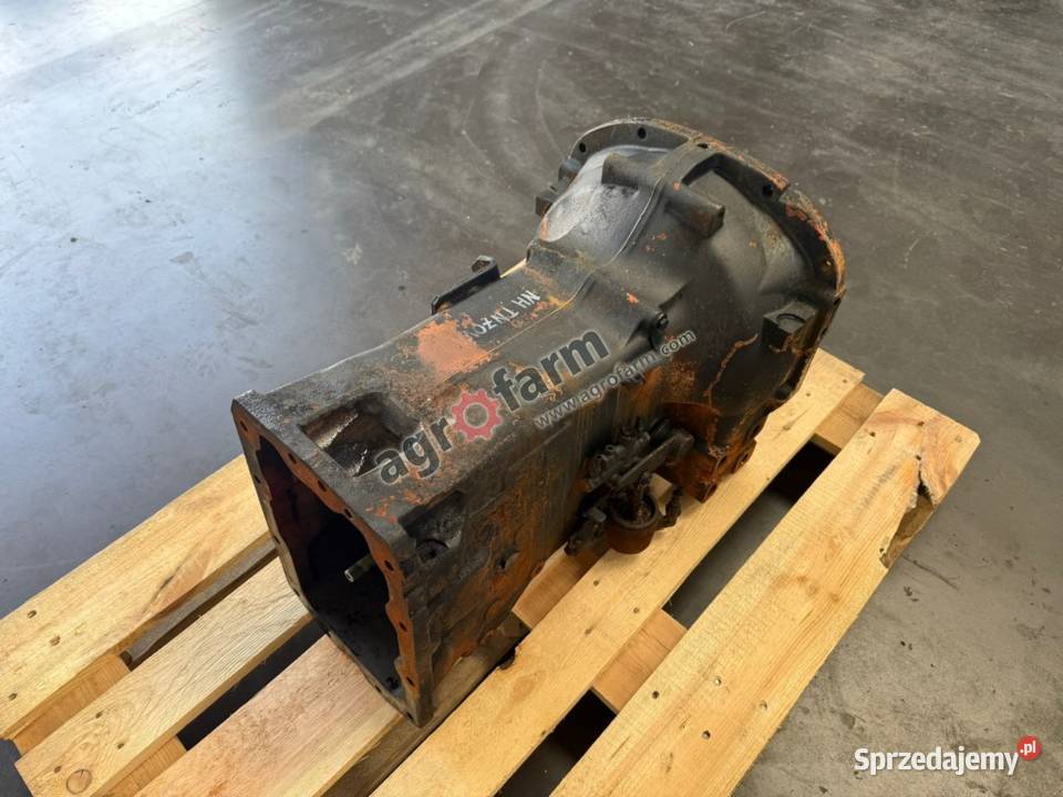 Skrzynia biegów Holland TN70VA Do ciągników Byków