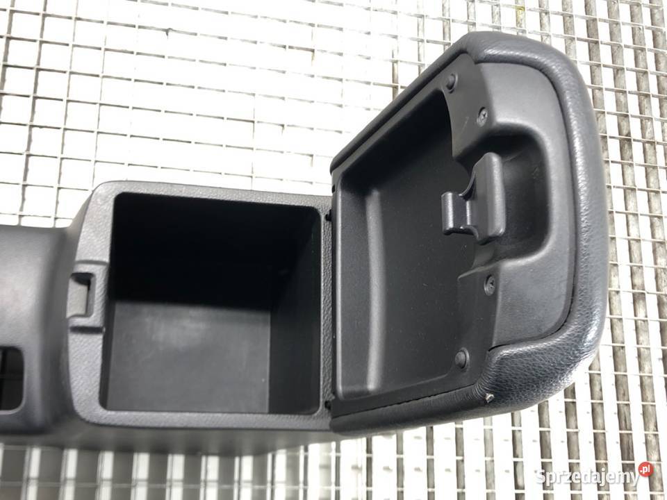 PODŁOKIETNIK NISSAN XTRAIL T31 Hatchback 0718 osobowe sprzedam