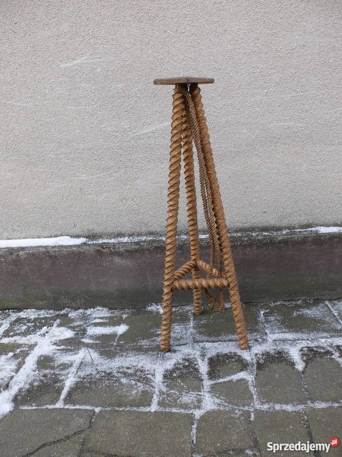 Stara sztuka ludowa kwietnik z dekoracją ze wielkopolskie