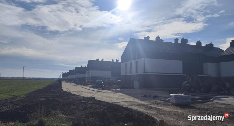 Mieszkanie 6702m2 4pokojowe Siechnice parter sprzedam