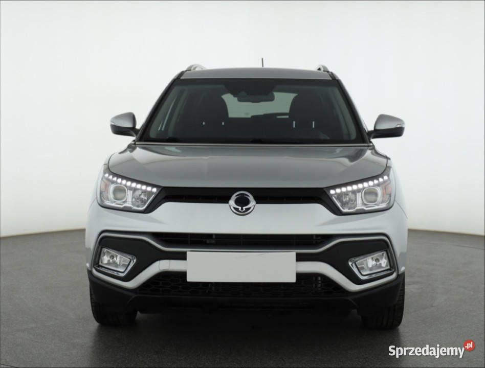 SsangYong XLV 16 eXGi SUV