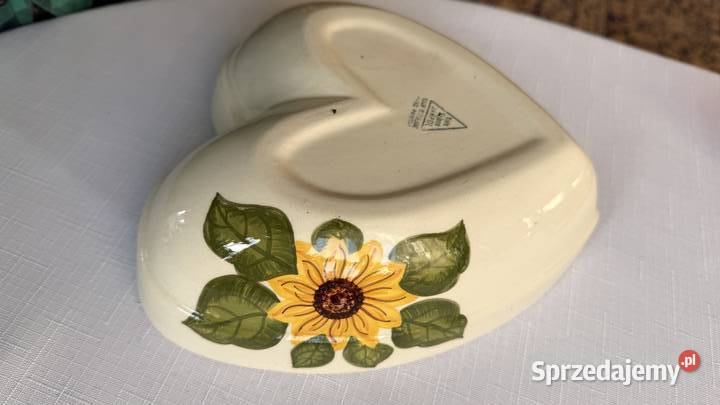 Polmisek ceramiczny w ksztalcie sercafajans Kolo lubelskie Lublin