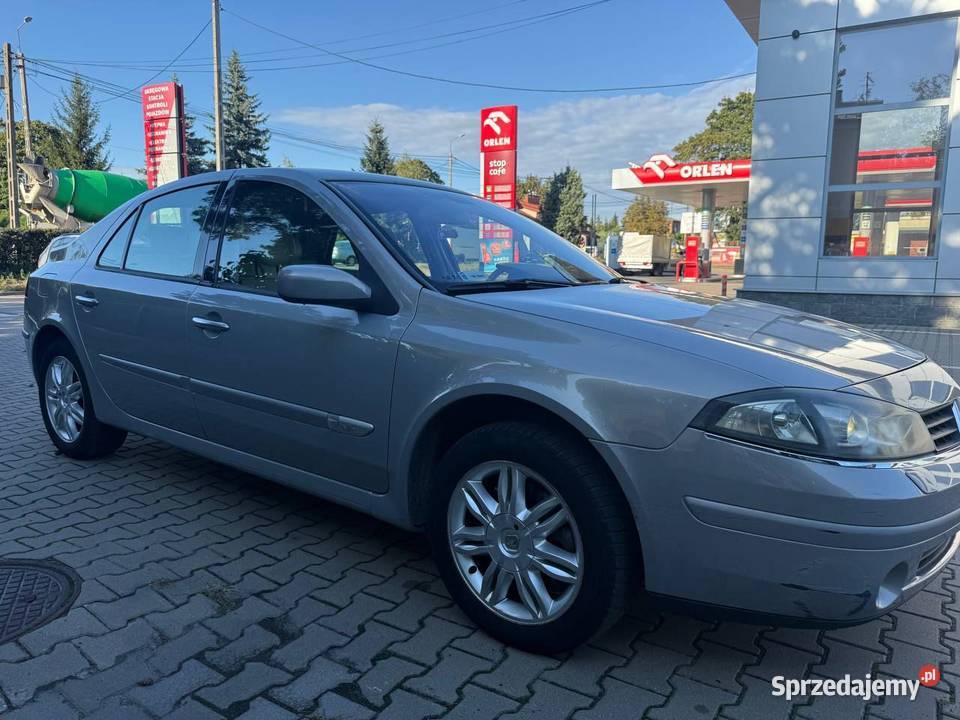 Renault Laguna INITIALE PARIS 20 16V Benzyna88 benzyna Wołomin