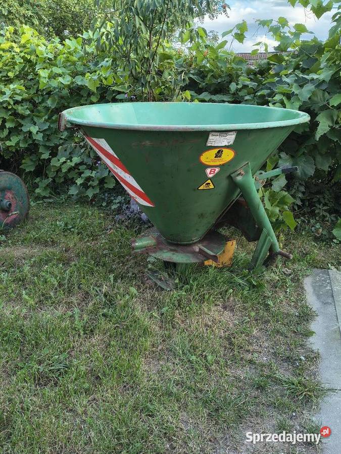 Rozsiewacz nawozów bąk nieuszkodzony podkarpackie Blizne sprzedam