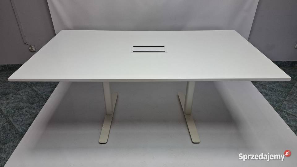 Stół konferencyjny Kinnarps 180x100 biały