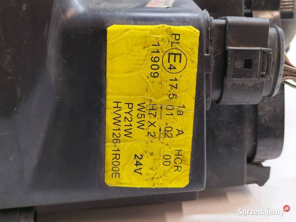 LAMPA PRZÓD PRAWA LIFT FL VW Volkswagen Passat V sprzedam