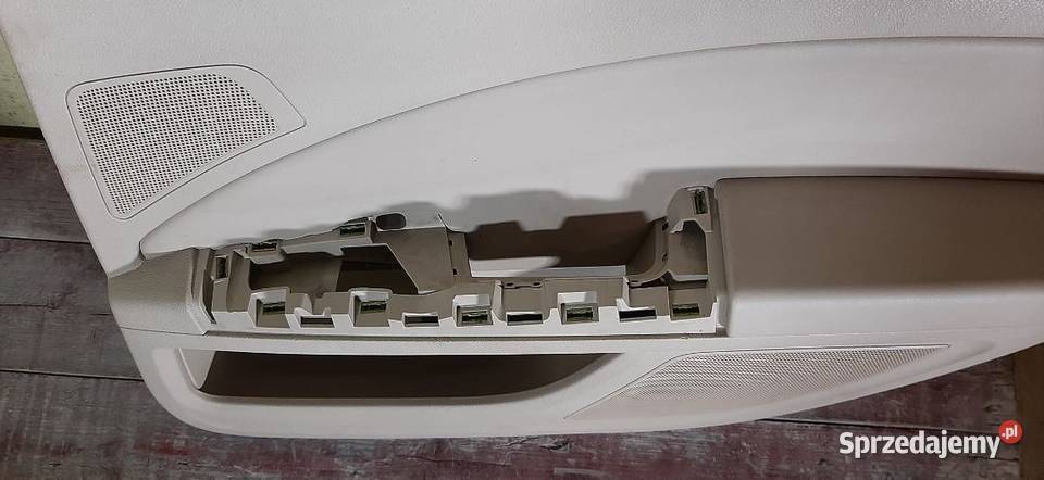 Boczek tapicerka drzwi skoda superb II prawy tył Włoszczowa sprzedam