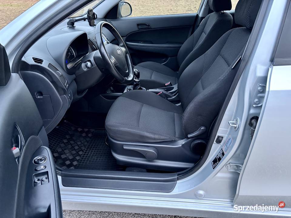 HYUNDAI i30 CW Kombi Benzyna Bezwypadkowy FILM MP3 Wieliszew