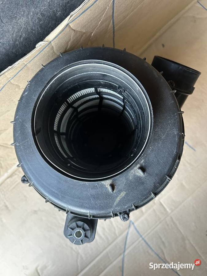 OBUDOWA FILTRA POWIETRZA FILTR RAM 36 PROMASTER Rok produkcji 2019 Ostrowiec Świętokrzyski