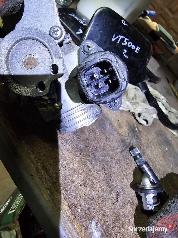 Suzuki Burgman 125 K7 przepustnica wtrysk
