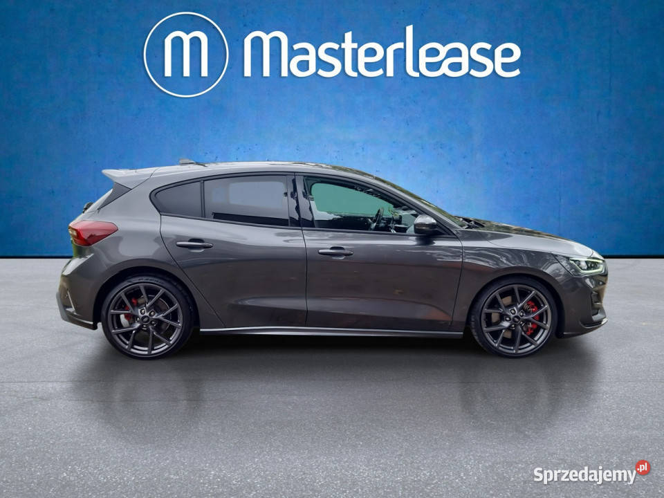Ford Focus 23 EcoBoost ST X Z Polskiego Salonu serwisowany w ASO Warszawa