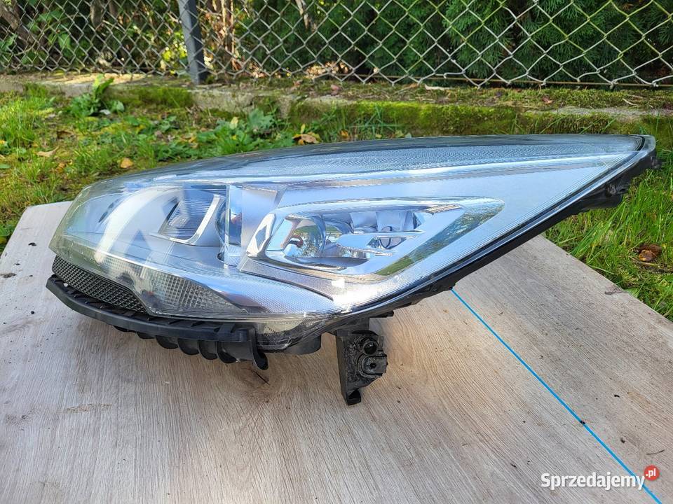Ford Kuga II MK2 Lampa Przód lewa reflektor lewe Pobiedziska