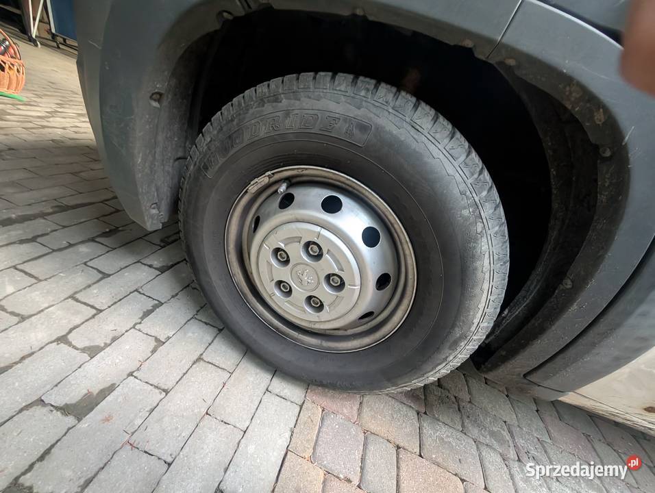 Peugeot Boxer 2013r przebieg 240 pod kampera autoalarm
