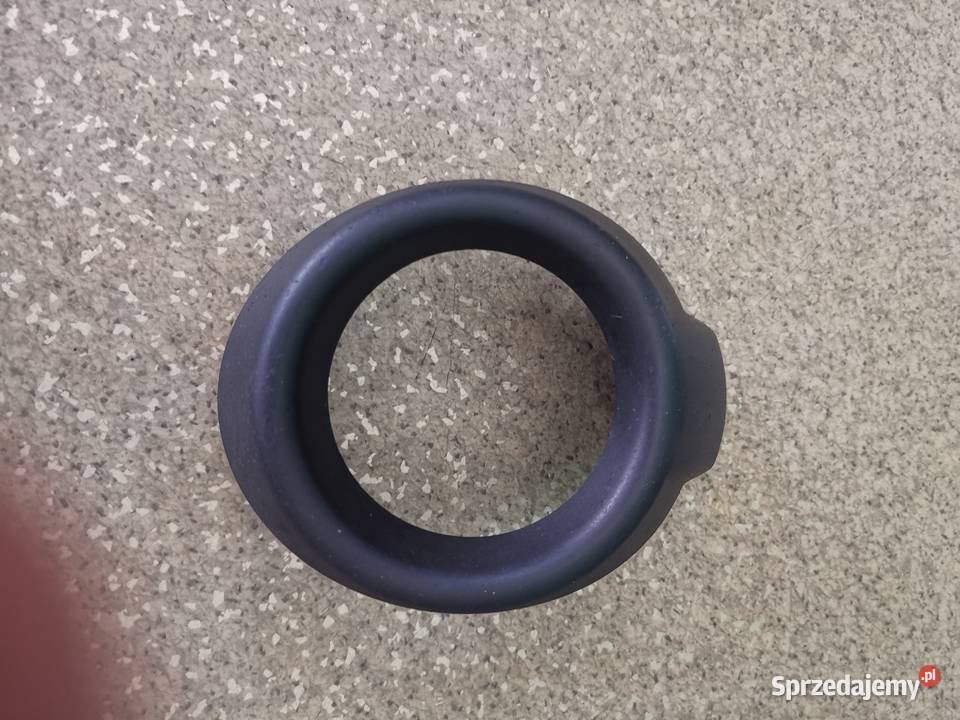 Zaślepka obudowa halogenu lewa Focus Mk3 1014r sprzedam