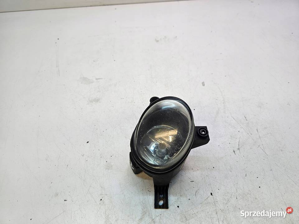 HALOGEN LEWY PRZÓD AUDI A3 8P A4 B7 8E0941699C Lampy przeciwmgielne Przystajń