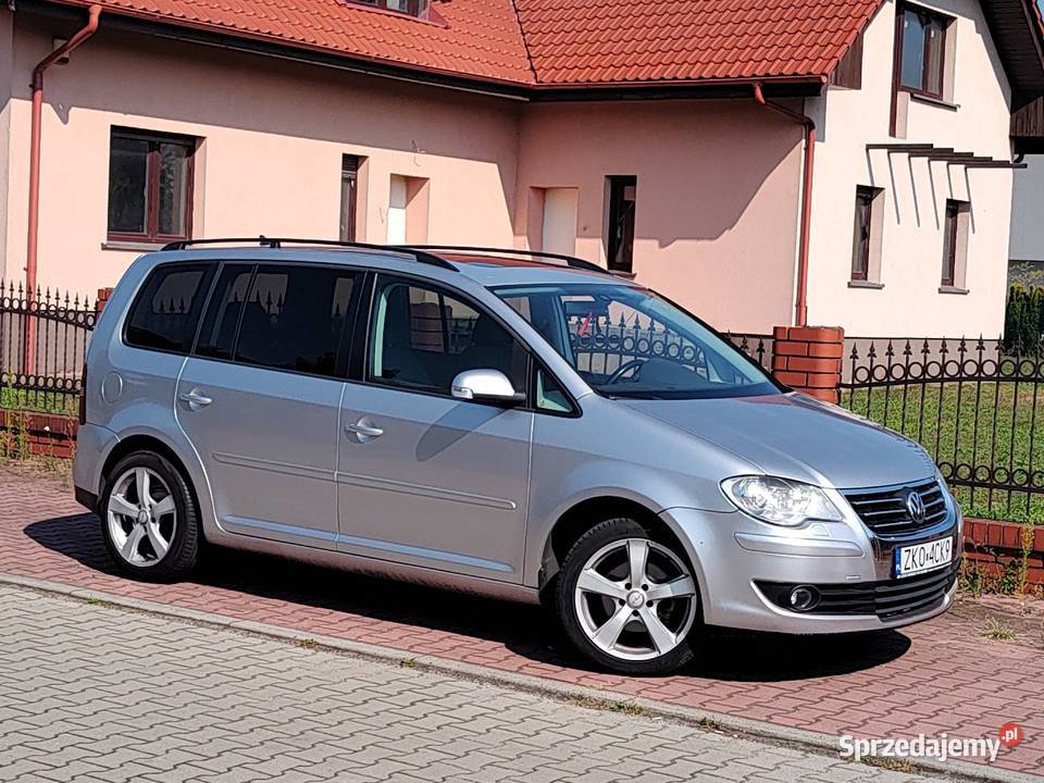 VW TOURAN 7 OSOBOWY