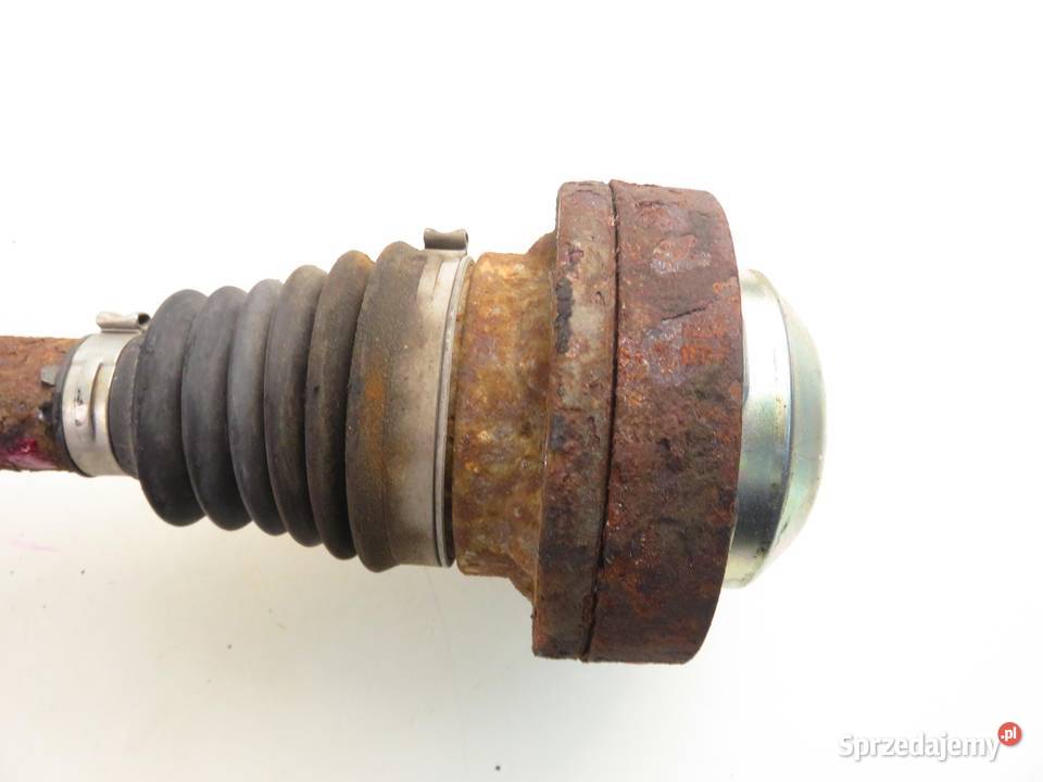 PÓŁOŚ PRAWA TYLNA AUDI A4 B8 30 TDI quattro