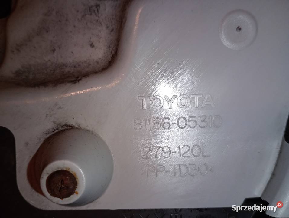 Okazja Lampy przednie orginał oe Toyota Avensis Wrocław