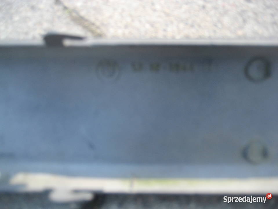 bmw 5 e34 listwa zderzaka tył lewa 51121944185 Rakoniewice
