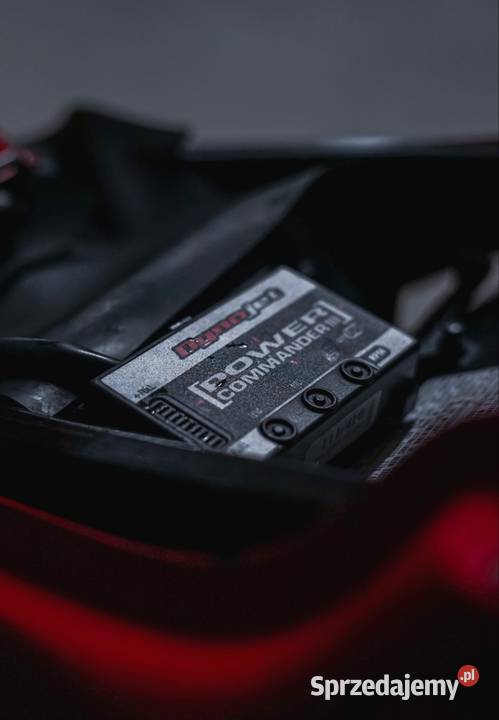 Honda VFR 800 FI Interceptor wystrojona na Power Rzeszów