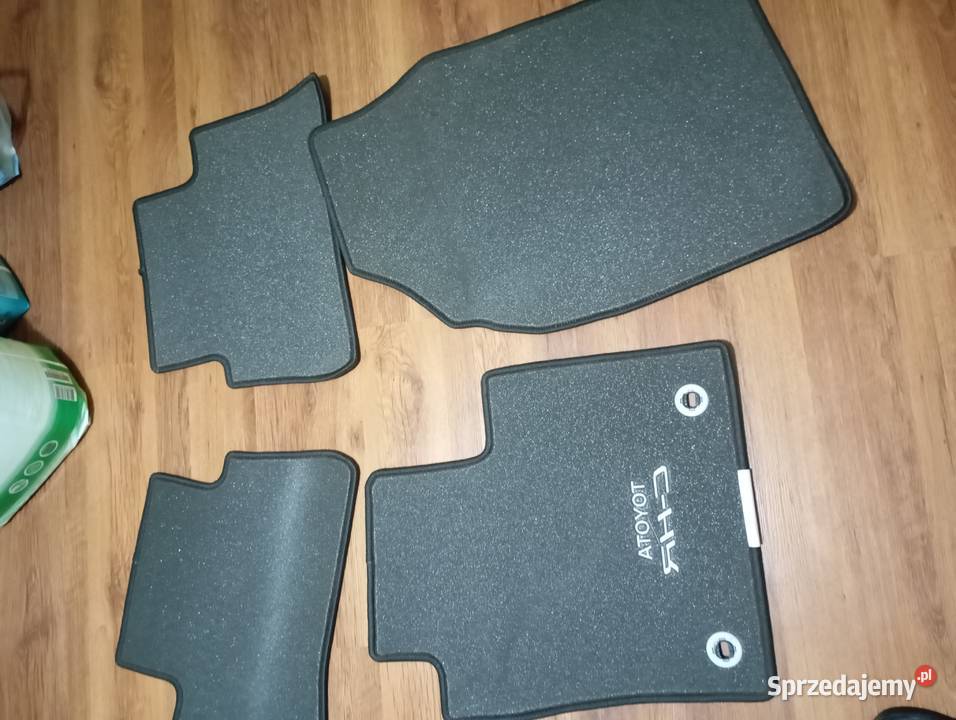 Dywaniki Toyota CHR sprzedam