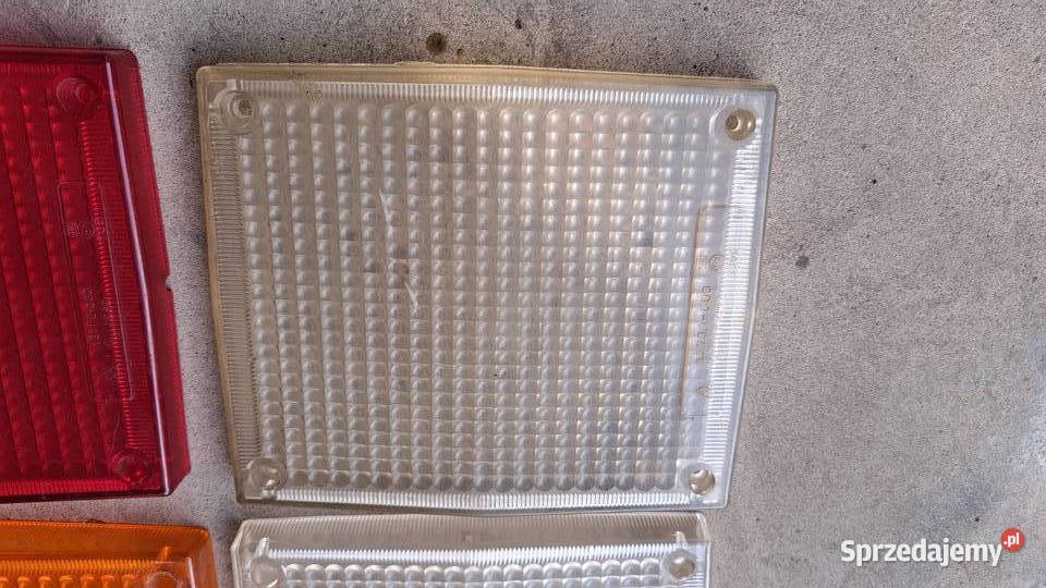 Klosze lamp tylnie IKARUS Leszno