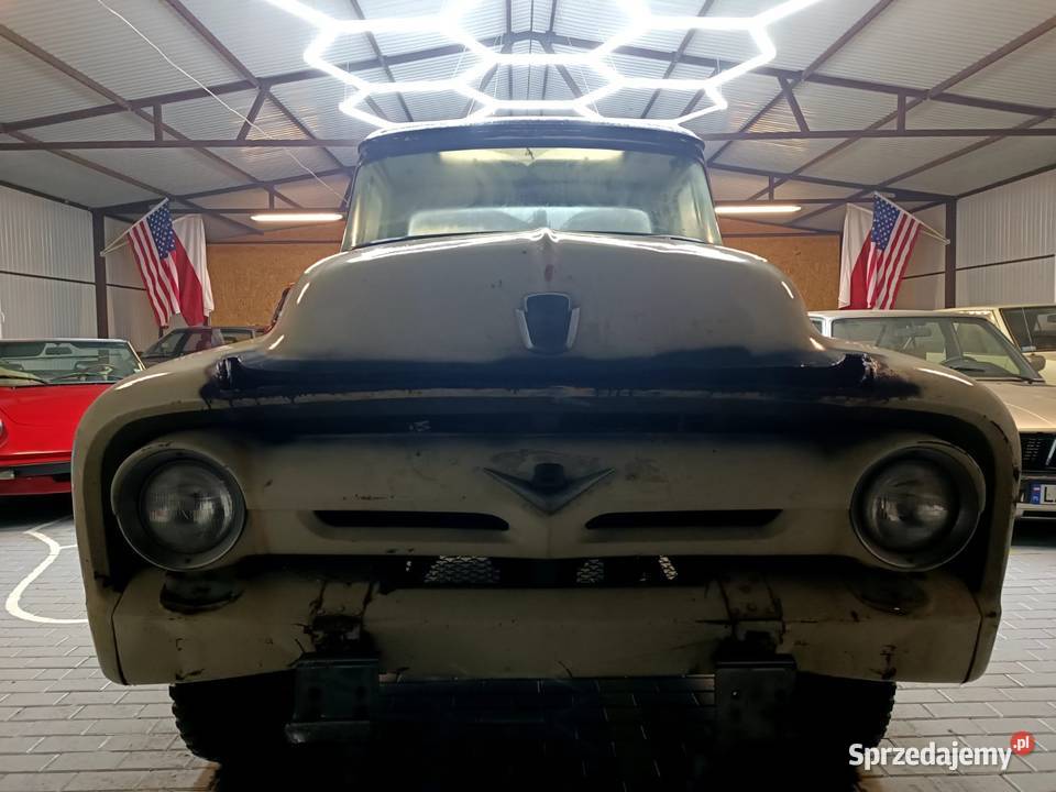 Ford F350 V8 faktura VAT Rok produkcji 1956 Zamość