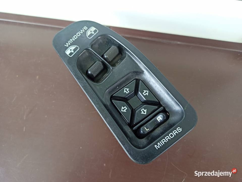 Chrysler Voyager II 2 panel sterowania panele sterowania, przełączniki Wyposażenie wnętrza Sieradz