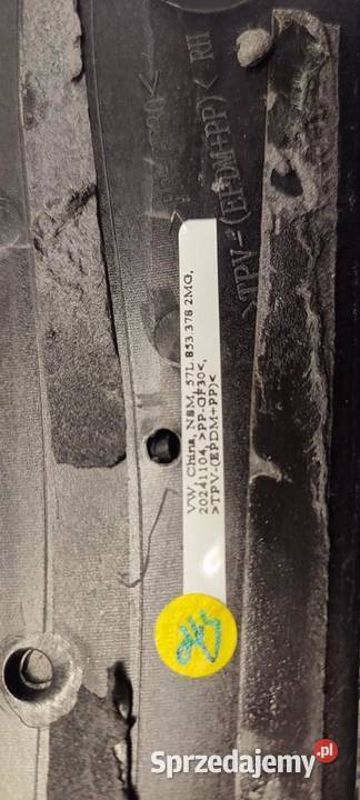 VW TAYRON LISTWA BŁOTNIKA PRAWY TYŁ 57L853378